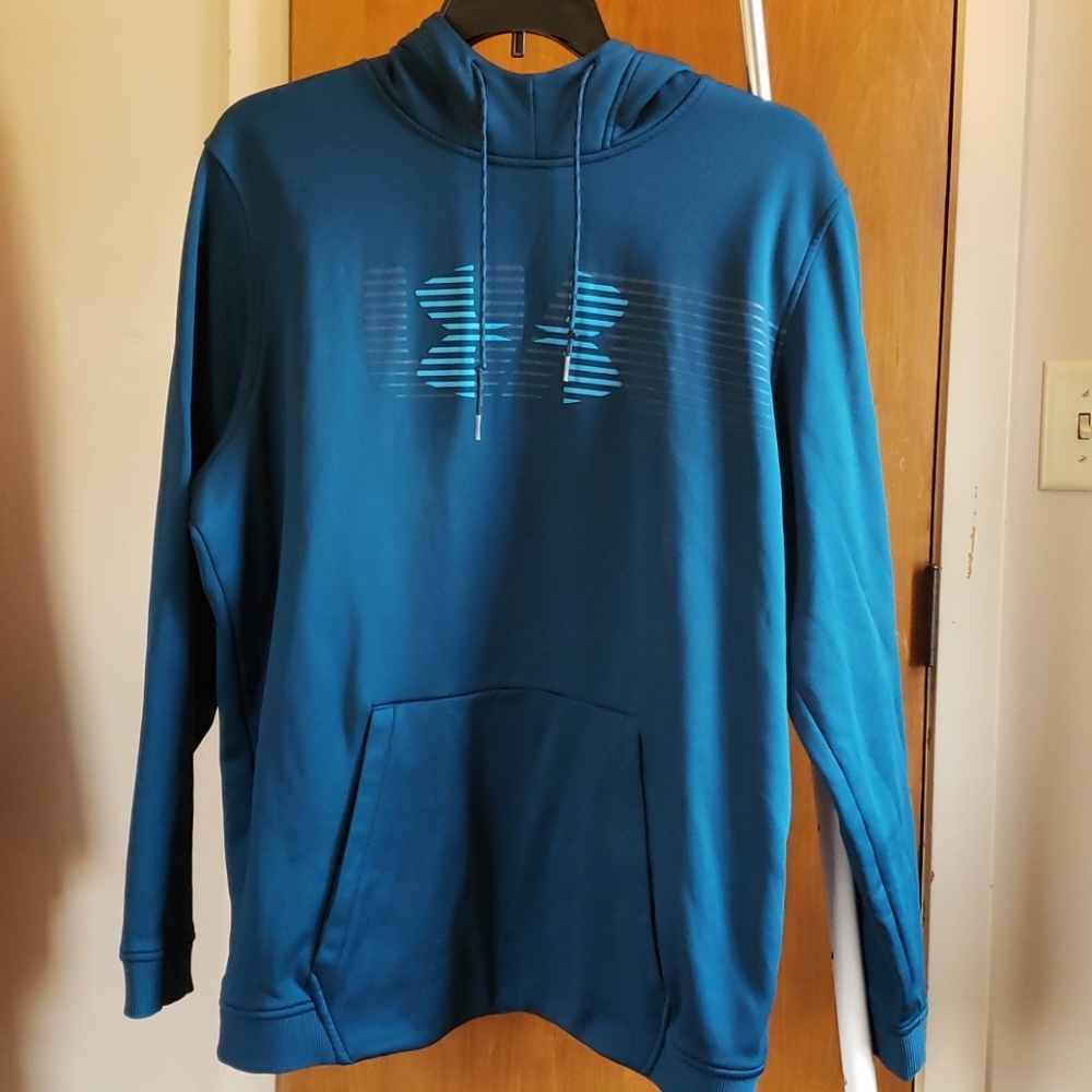 Under Armor sweatshirt
